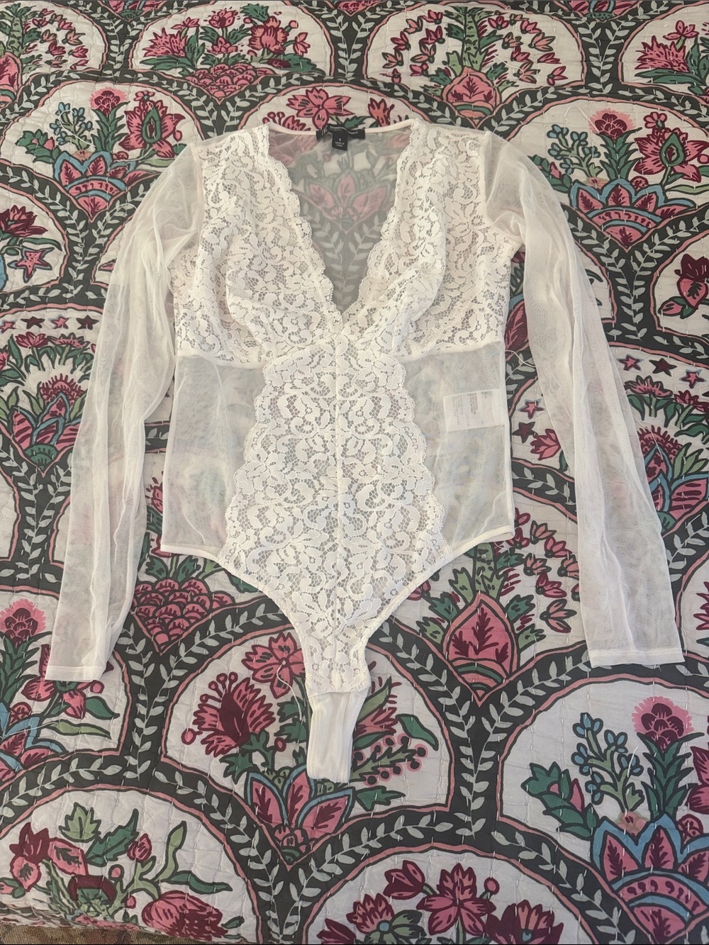 INC International Concepts White Lace V-Neck Long Sleeve Bodysuit
